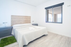 2 bedrooms