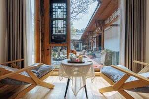 Superior Twin Room, Courtyard View | Premium bedding, down comforters, desk, laptop workspace