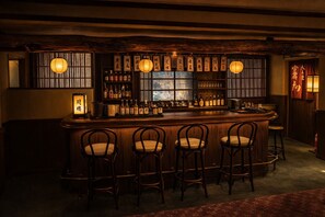 Bar (on property) - Wadano Onsen Hotel (Hakuba)