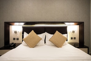 2 bedrooms, in-room safe, soundproofing, iron/ironing board