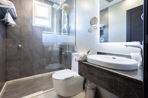 Bathrobes, slippers - Hotel SDU Boutique Al Madinah (Madinah)