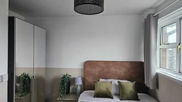 1 soverom, strykejern/-brett og wi-fi (inkludert)