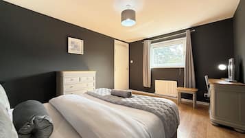 5 bedrooms, free WiFi
