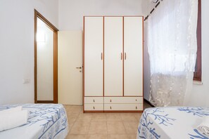 1 habitación, wifi gratis y ropa de cama
