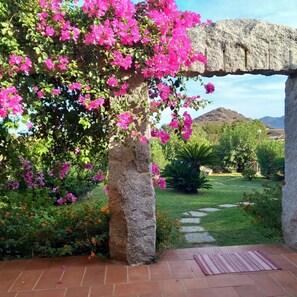Property grounds - VILLA FEDES SANT'ELMO (Castiadas)