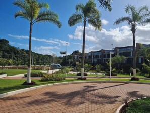 Exterior - Private 3 Bedroom Apartment With Mountain View and Hot Tub in Bertioga, Brazil (Bertioga)