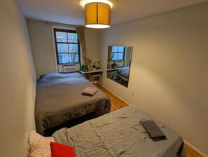 1 Schlafzimmer, Schreibtisch, Bügeleisen/Bügelbrett, kostenloses WLAN