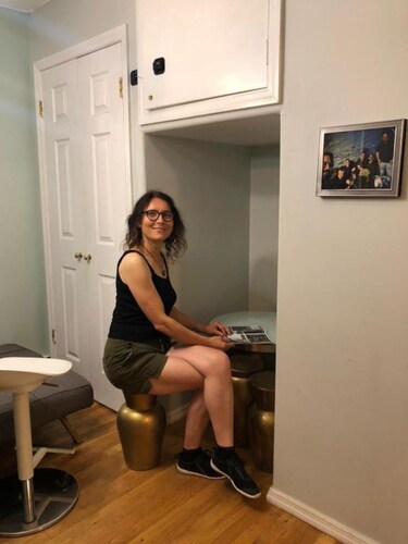 Ground floor townhouse near Subway in Williamsburg