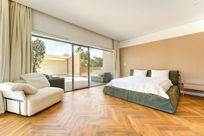 4 Schlafzimmer, Bügeleisen/Bügelbrett, WLAN, Bettwäsche