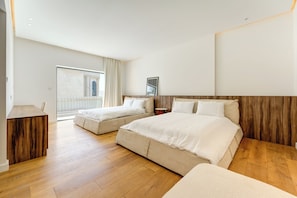 4 Schlafzimmer, Bügeleisen/Bügelbrett, WLAN, Bettwäsche
