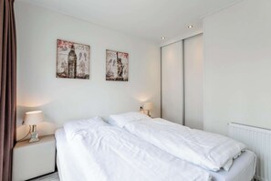 2 bedrooms