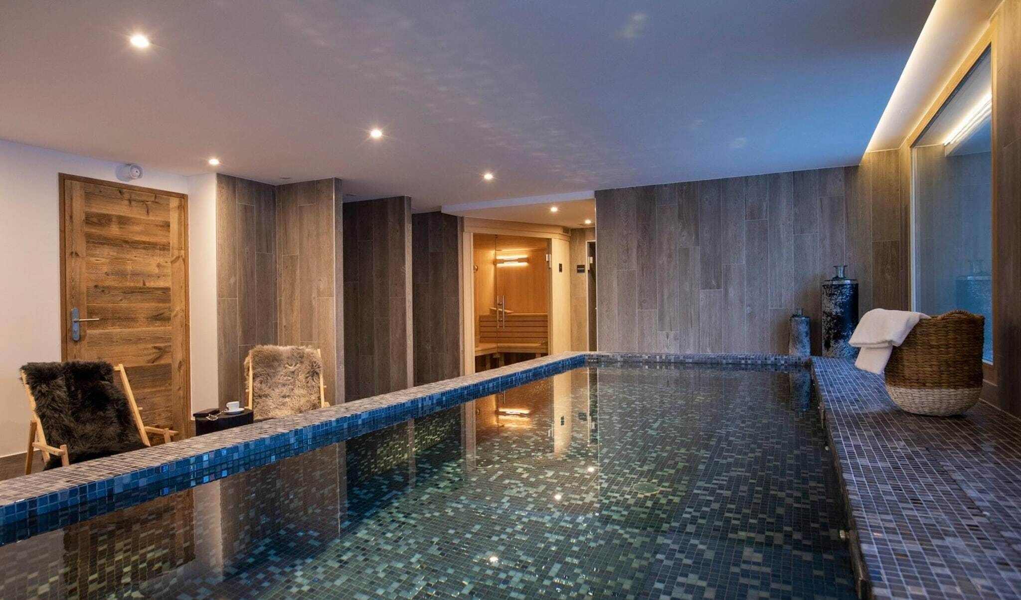 Holiday Home Swimming Pool