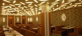 HOTEL PARQOTEL