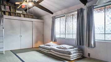 1 bedroom, in-room safe, desk, iron/ironing board