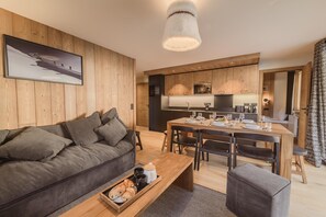 Smart TV - Apartment in Megève near Ski Slopes (Megeve)