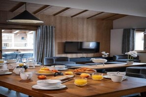 Dining - Pet-Friendly apartment in prime location (Megeve)