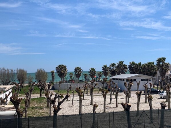 Apartamento clássico, vista para o mar | Vista do quarto