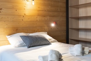 1 室のベッドルーム、旅行用ベビーベッド、WiFi (無料)