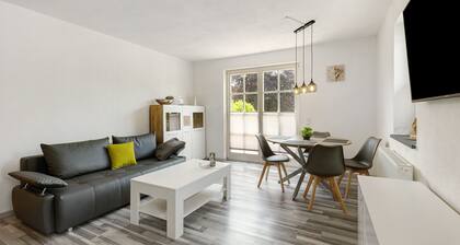 Ferienwohnung 'Sonnenhügel' mit Balkon und Wi-Fi