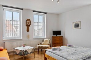 1 chambre, Wi-Fi gratuit, draps fournis