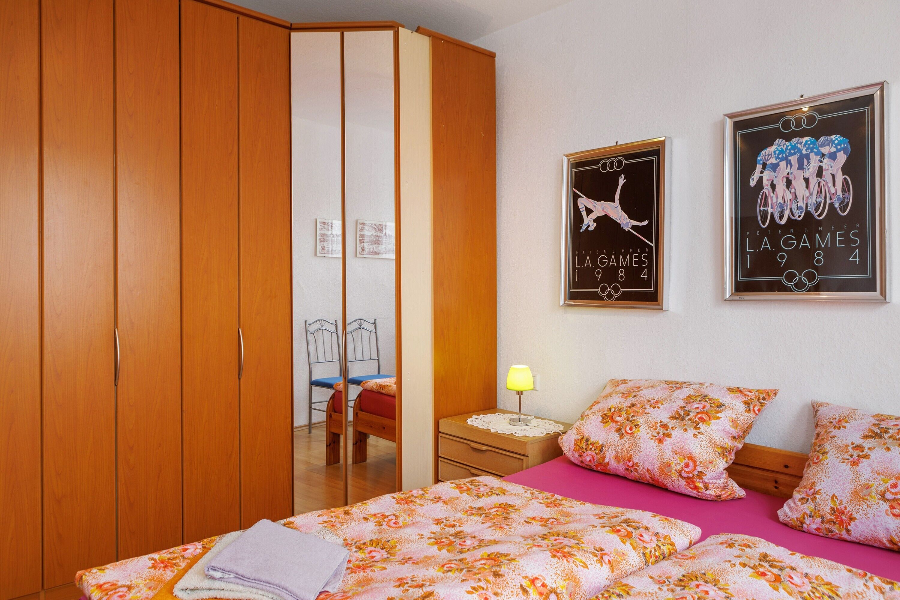 1 soverom, wi-fi (inkludert) og sengetøy