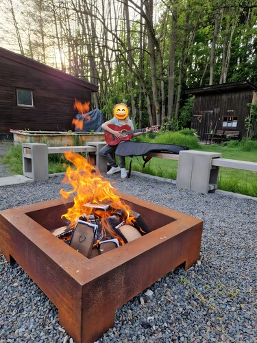 Ferienhaus 'Weiherhüttla' mit Seeblick, privater Terrasse und eigenem Garten