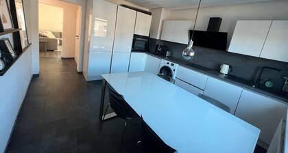 Ferienwohnung 'Moderne Zentrale' mit Wi-Fi