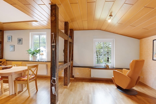 Appartement "Drewitz" avec terrasse privée, jardin partagé et Wi-Fi