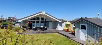 Casa vacanze 'Nordseeluft' con giardino privato e Wi-Fi
