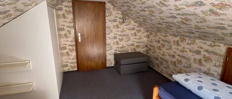 2 chambres, Wi-Fi gratuit, draps fournis