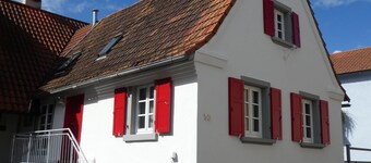 Guest House 'Jockgrim' with Wi-Fi