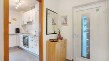 Kylskåp, ugn, spishäll och diskmaskin