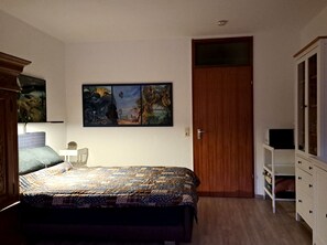 1 soveværelse, strygejern/strygebræt, gratis Wi-Fi, sengetøj