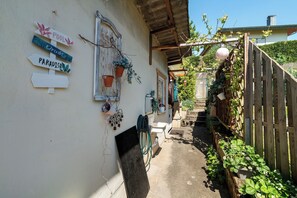 Enceinte de lâhĂ©bergement