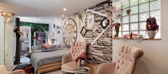 Apartment 'Alice' with Shared Pool, Private Terrace and Wi-Fi