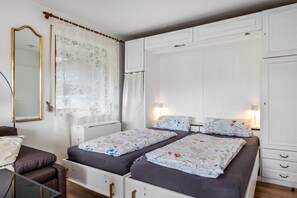 1 bedroom, iron/ironing board, free WiFi, bed sheets