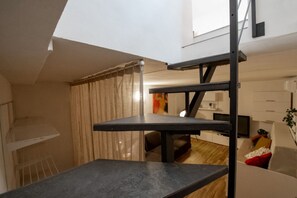 TV - GuestHost - Casa di Berto: The Perfect Place (Siena)