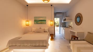 House | 1 bedroom, desk, soundproofing