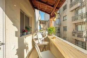 Apartment, Courtyard View | Balcony - Florentin Stylish Stay by Sea N' Rent (Tel Aviv)