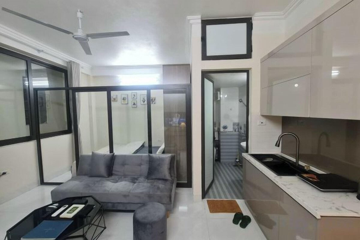 Living area | 25-inch Smart TV with digital channels