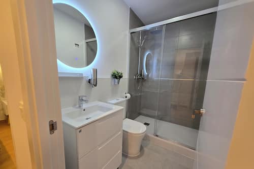 Studio, vue ville | Salle de bain