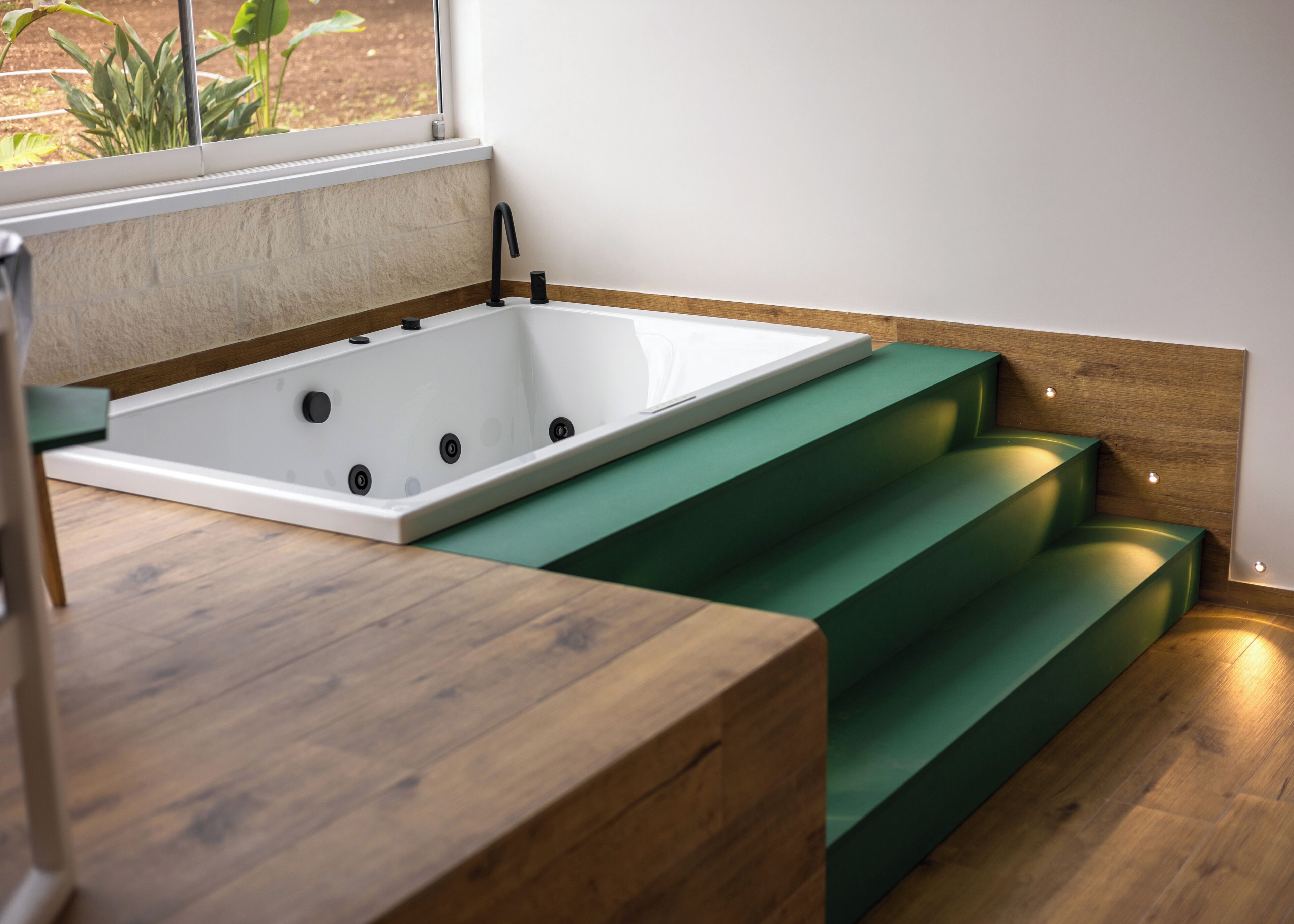 Junior Room, Hot Tub | In-room safe, desk, laptop workspace, blackout drapes