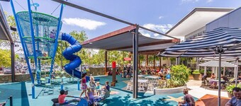 Charming Mango Hill Escape