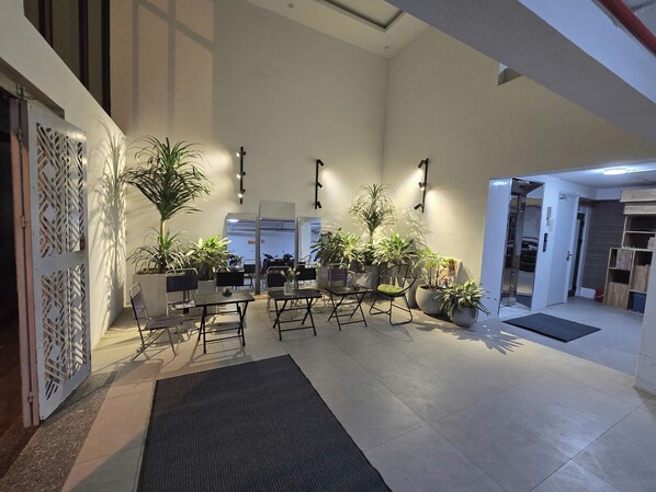 ด้านหน้าที่พัก