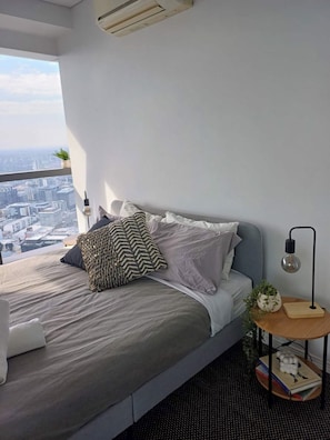 2 chambres, fer et planche à repasser, accès au Wi-Fi (inclus)