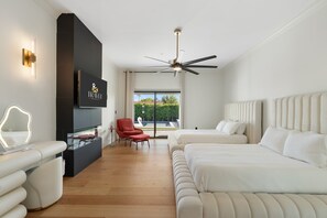 4 bedrooms, desk, iron/ironing board, travel crib - NEW|Casa Privada Experience|Luxe Old Town Villa (Scottsdale)