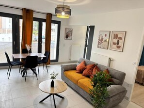 Living area - Dream Stay T4 apartment 7 minutes from Disneyland (Magny-le-Hongre)