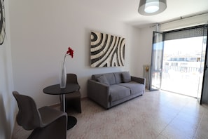TV - Holiday house "Idrusa" in Otranto (Otranto)