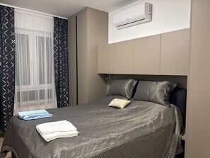 1 chambre, fer et planche à repasser, Wi-Fi, draps fournis