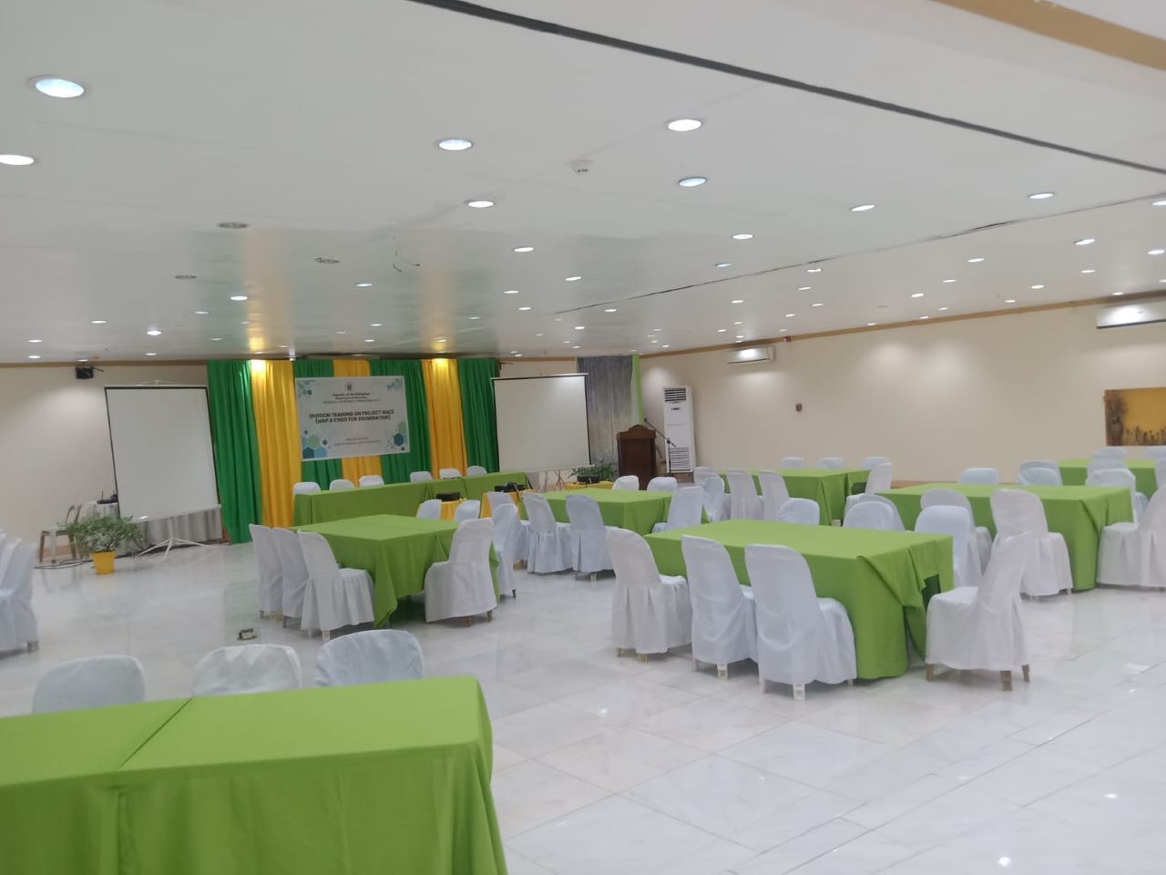 Foto - Curv Hotels minutes to Airport- Malls